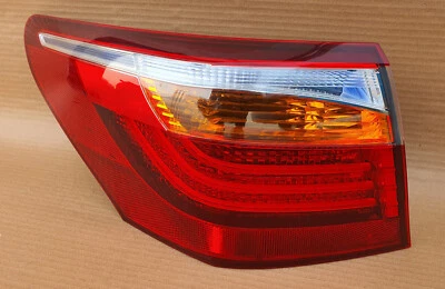 Luz trasera Lexus LS600H 2010-2012 lado izquierdo (lado del conductor) híbrido LED fabricante original usado Foto 1 de 4