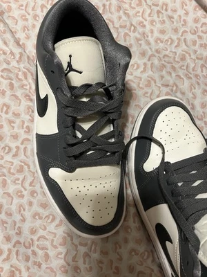 Camiseta baja Jordan One Read-Women Foto 1 de 4