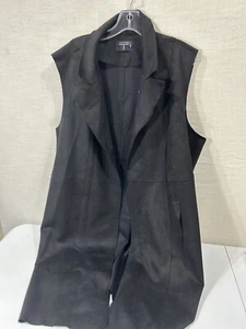 Tahari Woman’s Black Long Faux Suede Vest 3 XL New - Picture 1 of 5