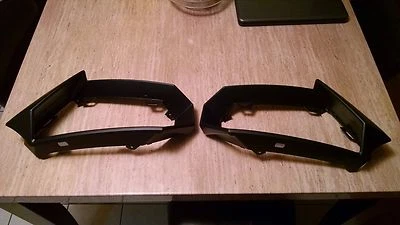 MARCO REJILLA PARACHOQUES DELANTERO LAMBORGHINI AVENTADOR OEM 470807819 470807820   Foto 1 de 4