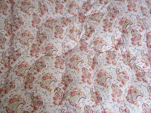 STUNINING VINTAGE FEATHER QUILT EIDERDOWN , PAISLEY PINK SHADES, 67 X 56 " - Picture 1 of 8