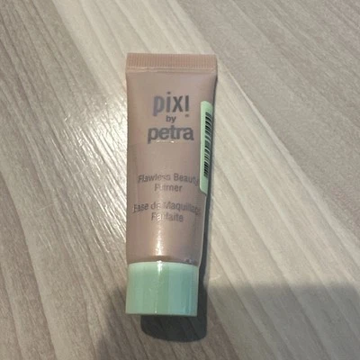 New Pixi By Petra Flawless Beauty Primer Hydrating Glow Primer 12ml - Image 1 of 3