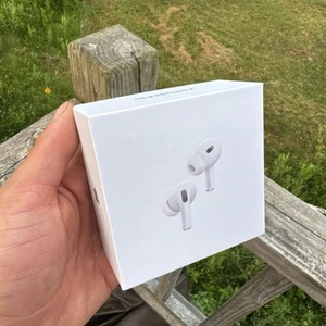 AirPods Pro 2ème génération avec étui de charge sans fil MagSafe - Photo 1 sur 6