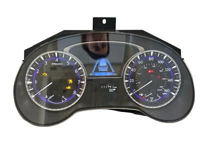 Cuadro de instrumentos velocímetro Infiniti QX60 2017 indicadores de panel 111.174 millas Foto 1 de 3