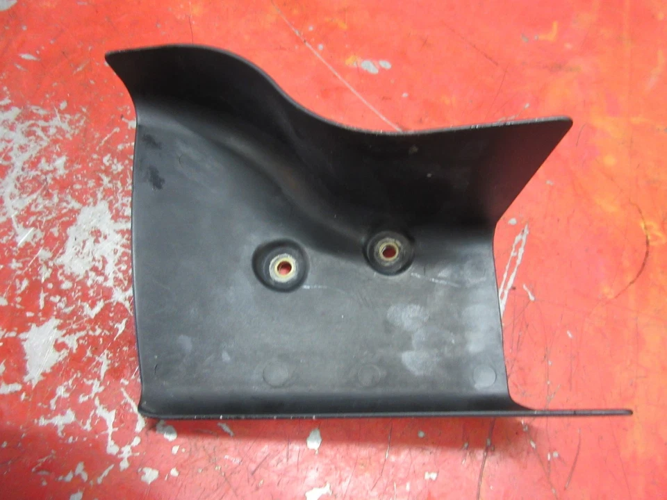 YAMAHA VIPER VENOM VENTURE 700/600 BRAKE COOLING DUCT SCOOP SHIELD DIVERTER - Image 1 of 1