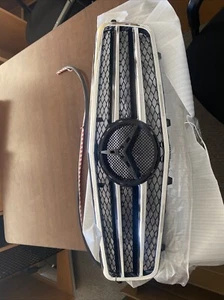 Chrome&Black Grille Grill For 10-13 Mercedes Benz W212 E350 550 63 AMG w/Emblem  - Picture 1 of 6