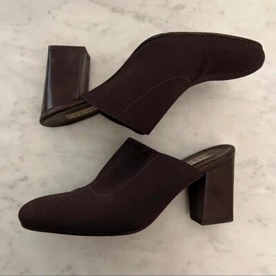 USADO EN EXCELENTE ESTADO Y2K BARNEYS NEW YORK MULES TOBOGANES TELA ELÁSTICA CLÁSICA AÑOS 2000’S Foto 1 de 4