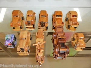 LOT DE 8 VOITURES BOIS CITROËN WW  COLLECTION TRACTION 2CH + 1 MOTO +1KDO - Picture 1 of 4
