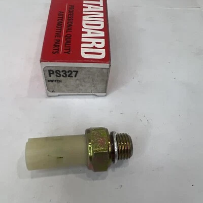 Engine Oil Pressure Switch-Sender Standard Motor fits 1988 Eagle Medallion - Image 1 of 3