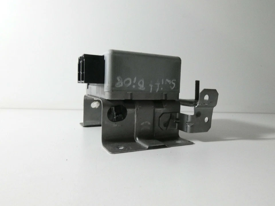 Centralina servosterzo Suzuki Swift III 3 anno 2008 NC3872073KAO - Immagine 1 di 1