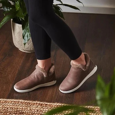 Olukai Mālua Hulu Women's Booties Size 10 $160 in Warm Taupe/Off White Malua - Image 1 of 4