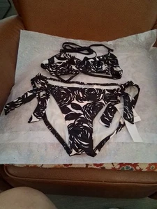 Robin Piccone Bikini REVERSIBLE 2 Piece Swimsuit Set Size Small - Picture 1 of 7