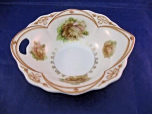 SMALL ANTIQUE SERVING BOWL WITH FINGER HANDLE ON ONE END - GORGEOUS! - Picture 1 of 5