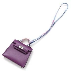 HERMES Kelly Twilly Bag Charm Tadelakt Leather Anemone - Imagen 1 de 8