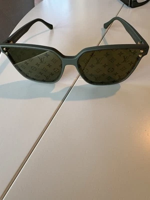 Authentic Louis Vuitton Z1082E WAIMEA Monogram Khaki Men's Sunglasses - Image 1 of 4