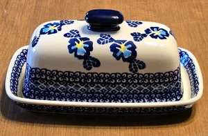 VTG Manufaktura Boleslawiec Handmade Polish Blue Floral Covered Butter Dish 662 - Picture 1 of 12
