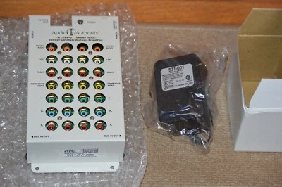 Audio Authority AccessEz Model 985U Distribution Amplifier with power adapter - Image 1 of 4