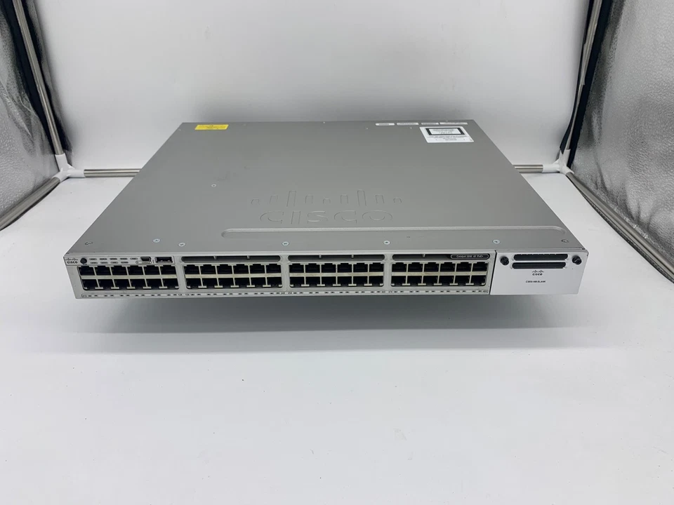 CISCO WS-C3850-48F-L POE SWITCH 3850 48 PORT RACK EARS INCLUDED FREE DELIVERY - Image 1 of 1