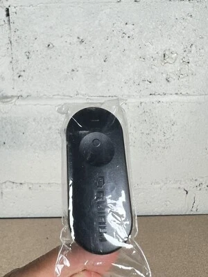 Genuine Fujifilm Remote Shutter Release with Strap Loop for Discovery 270 Camera - Image 1 of 2