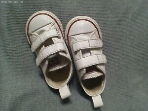 converse toddler leather low top