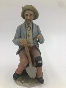 Vintage Man Taking a Break from Work Figurine HOMCO #1433 8” - Picture 1 of 3