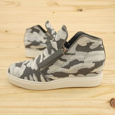 Steve Madden Women's Wedge Sneakers Sz 7.5 Gray Camo Hidden Heel Double Zip Chic - Image 1 of 4