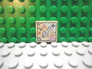 Lego 1 hellbraune 2x2 gedruckte Fliese Karte und Elfenschlüssel NEU - Bild 1 von 1