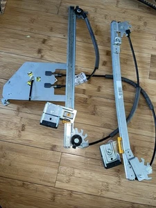 Alzacristalli elettrico nuovo adatto per SAAB 9-3 YS3F 2.8 anteriore destro 05 al 15 Italia - Foto 1 di 3