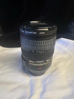 Nikon AF-S VR Zoom Nikkor ED 24-120mm F3.5-5.6G (IF) Lens w/ Hoya 72mm Skylight - Image 1 of 4