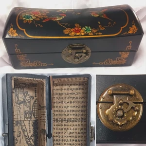 CHINESE LACQUERED BOX BLACK FINISHED LEATHER BIRDS FLOWERS JEWELRY BOX SEE PICS - Picture 1 of 11