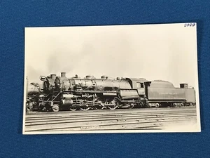 Locomotora de ferrocarril Lehigh Valley 2029 @ Meadows Nueva Jersey RPPC postal fotográfica - Imagen 1 de 5