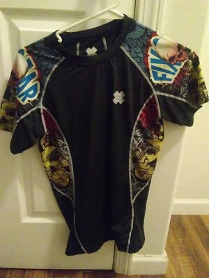 FIXGEAR CFS Camisa de Compresión Apretada a la Piel Bajo Gimnasio Entrenamiento Anime Talla Mediana Foto 1 de 4