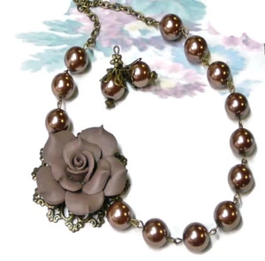 Necklace and earrings set Brown Rose and pearl, bronze, clip on or pierced - Picture 1 of 5