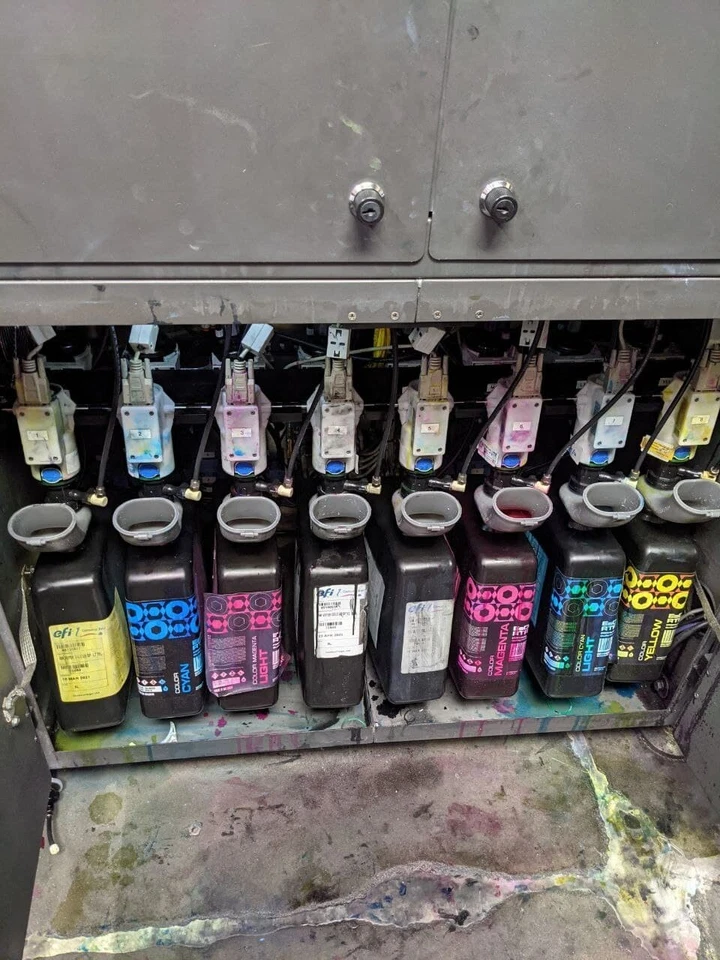 EFI VUTEK COUPLING (Funnel for Third-Party Ink) - Image 1 of 1