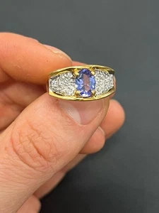 ESTATE 18k SOLID YELLOW GOLD - 1 ct TANZANITE - .14 tcw DIAMOND RING - Size 6 - Picture 1 of 14