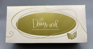 De colección Nuevo de Lote Antiguo Kleenex Downy Caja Suave Pajuelos Faciales Filenes Marca Boston Años 60 - Imagen 1 de 5