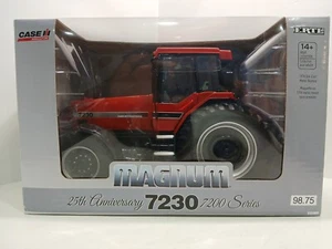 Ertl CASEIH 25th Anniversary 7230 Magnum with Front End Assist - Picture 1 of 12