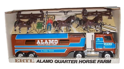 Грузовик и прицеп Ertl Alamo Quarter Horse Farms с лошадьми Эль-Пасо Техас новый в коробке - Изображение 1 из 4