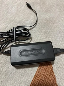 Genuine OEM Sony AC-L10A AC Adapter Power Supply with Power Cord - Picture 1 of 3
