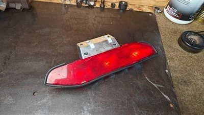 Tercera luz de freno trasera Nissan Xterra 2000-2004 3RD luz de freno de montaje alto OEM Foto 1 de 4