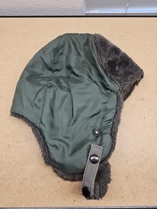 Vtg. Military B-9B Flyers Flight Helmet Winter Cap / Hat, Medium Green (D4) - Picture 1 of 6