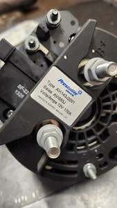 AVI143J2001 OEM Leece Neville Alterntor 12 Volt 170 Amps - Picture 1 of 5