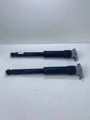 Par de 2 kit completo de amortecedores traseiros para Chevrolet Volt 2016-2019 - Imagem 1 de 4