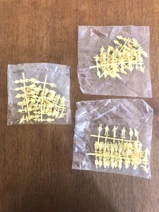 Paquete de 3 figuras Knightwing Trackside paquete de 48 piezas más independientes, etc. - sellado OO - Imagen 1 de 3