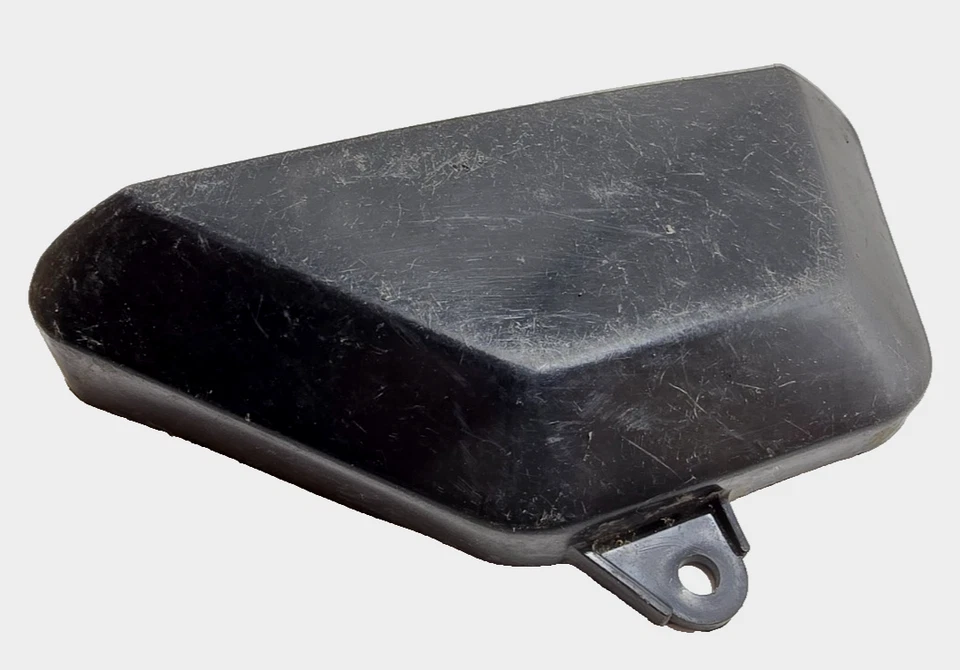 Cubierta lateral derecha YAMAHA DT100 DT175 DT1C 72-76 Foto 1 de 4