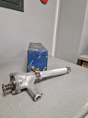 МАСЛЯНЫЙ НАСОС PEUGEOT 404 100115 - Изображение 1 из 4