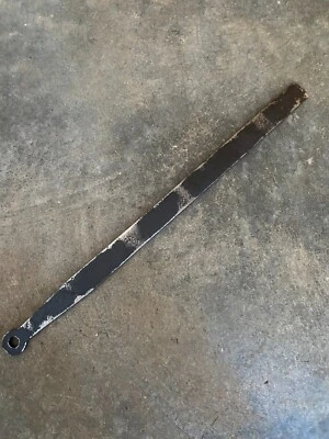 Ancienne barre fer forgé, clenche de porte fermeture porte poucier - Photo 1/3