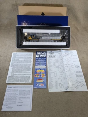 Athearn ATHG67130 Genesis HO EMD SD45-2 CSX Transportation CSXT #8262 DCC Ready - Image 1 of 4