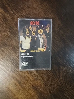 AC/DC - Highway to Hell (Cassette,  1979 ) canadian version angus young metal - Image 1 of 2
