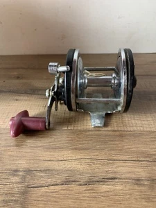 Vintage Immec 11-P Saltwater Fishing Reel - Picture 1 of 9